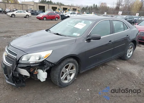 2013 Chevrolet Malibu 1Ls z USA, uszkodzony, nr VIN 1G11B5SA4DF242495
